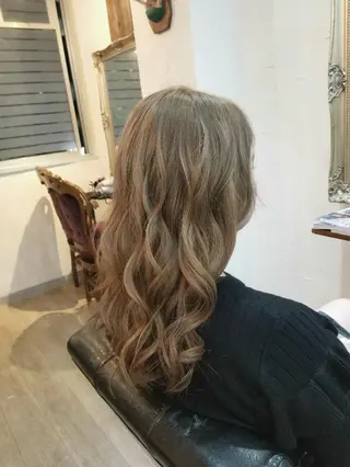 セミロング カラー bathair  所属・bathair 持田侑祐のヘアスタイル