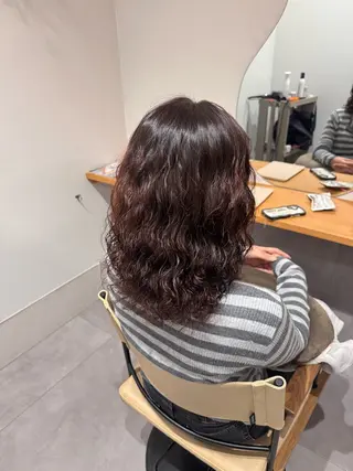 パーマ fni.fni所属・坪井 れあのヘアスタイル