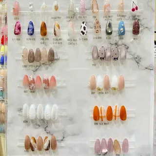 ネイル FIRST博多 ケイのネイルデザイン