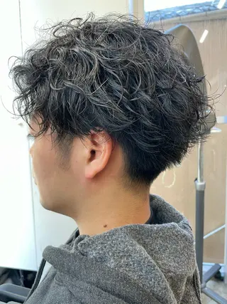パーマ 【メンズパーマ】比嘉 啓人のヘアスタイル