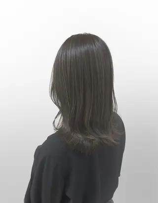 ミディアム カラー voice所属・voice 相良のヘアスタイル