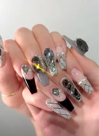 ネイル 長さだし専門店 ROKANAILのネイルデザイン