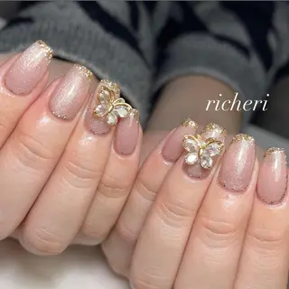 ミディアム ネイル richeri beautyのネイルデザイン