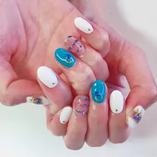 カラー ネイル Q Free nailsのネイルデザイン