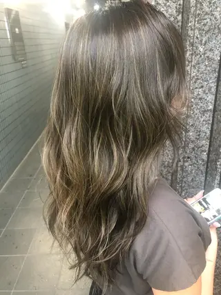 ロング カラー flammeum三軒茶屋店所属・あおき まなのヘアスタイル