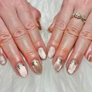 ネイル lifra FURUTAのネイルデザイン