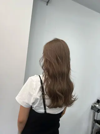 ロング カラー ヘアアレンジ U&i所属・大塚 貴之のヘアスタイル