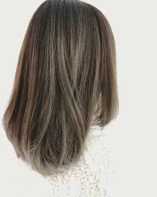 ミディアム 松佐 ゆかりのヘアスタイル