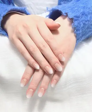 ショート Lily nails studioのネイルデザイン