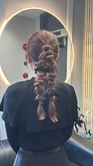 ヘアアレンジ 韓国ヘア/ブリーチ無 しWカラー/オリーブのヘアスタイル