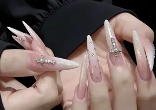 ネイル D-BEAUTY Nailsalonのネイルデザイン