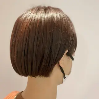 ショート カラー zephyr momonaのヘアスタイル