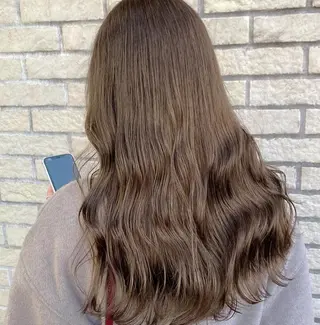 カラー 艶髪レイヤーの王 復活の大澤竜馬のヘアスタイル