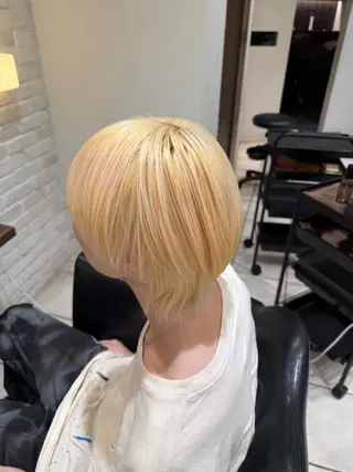 カラー 🩵RIKO🩵 透明感カラー🫧のヘアスタイル