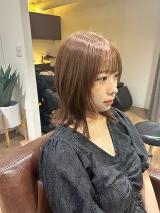ミディアム YUZA grow hair 【ユーザ グロウ ヘア】所属・縮毛矯正/似合わせ カット/伊藤はるかのヘアスタイル