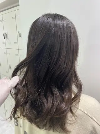 セミロング カラー パーマ ヘアアレンジ ネイル マツエク・マツパ 韓国風ベージュ🤎 赤みなし🌿横浜🤎のヘアスタイル
