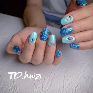 ミディアム めぐみのネイルサロン 惠のネイルデザイン