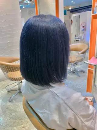 ショート 柔らかオリーブカラー 透明感カラー古澤羅威のヘアスタイル