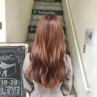 ロング 【指名No1】飯塚 宏美のヘアスタイル
