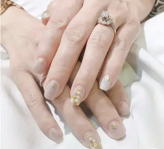 ネイル 高木 維麗絲のネイルデザイン