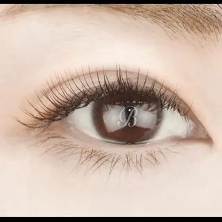 マツエク・マツパ Eyelash Salon Blanc～まつげエクステと眉の専門美容室〜名古屋パルコ店所属・Blanc 上田のマツエク・マツパデザイン