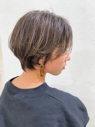 ショート ❣️韓国レイヤー ❣️渡部晃輝のヘアスタイル
