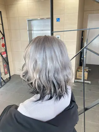 ショート カラー 夏賀 聡史のヘアスタイル