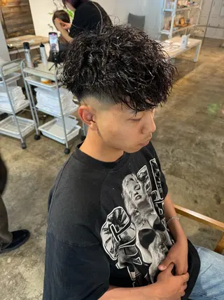 ショート メンズケアブリーチ 特化🔥村田のヘアスタイル