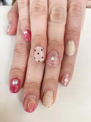 ネイル 韓国風✨髪質改善✨ 縮毛矯正✨松浦知奈美のヘアスタイル