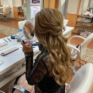 ロング ヘアアレンジ 竹野 実優のヘアスタイル