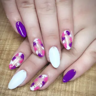 ネイル 安藤 Charlotteのネイルデザイン