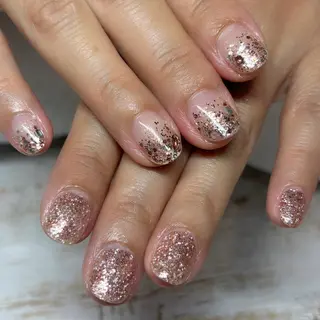 ネイル 人見 菜巴（ネイリスト）のネイルデザイン