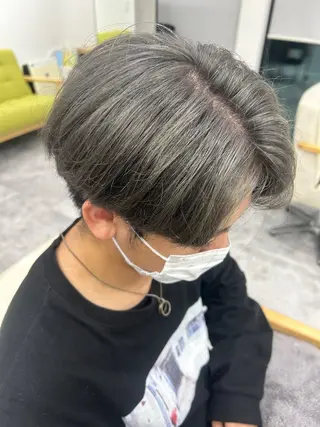 カラー 栁瀬 那琉のヘアスタイル