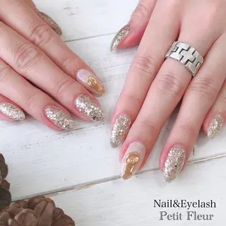 ネイル Petit Fleur所属・青柳 亜梨奈のマツエク・マツパデザイン