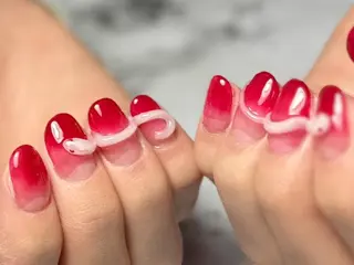 ネイル 新山 聖のネイルデザイン