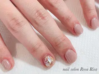 ショート ネイル ネイルスタジオ シェイクユアハンズのネイルデザイン