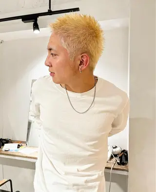 ショート カラー メンズ 🔥メンズ特化美容師 校條 稜大🔥のヘアスタイル