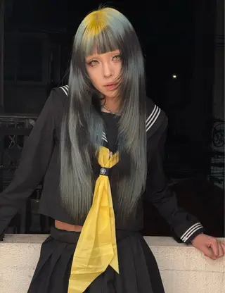 ロング カラー デザインカラー⭐︎★ 🐆hyo🐆のヘアスタイル