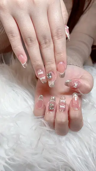 ネイル D-BEAUTY Nailsalonのネイルデザイン