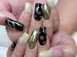 ネイル Rグループ felizのネイルデザイン