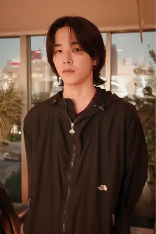 ミディアム メンズ フェザーパーマ/ 山口大輝のヘアスタイル