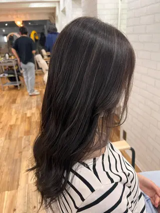 ロング カラー 笹江 瑞穂のヘアスタイル
