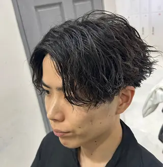 ショート カラー パーマ ヘアアレンジ メンズ 🔥メンズパーマ特 化🔥渡辺一翔🔥のヘアスタイル