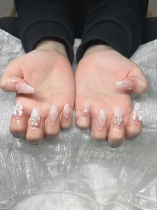 ネイル Lee Nailsのネイルデザイン