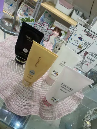 ショート ネイル マツエク・マツパ アイブロウ 小倉 麻由のエステ・リラクイメージ