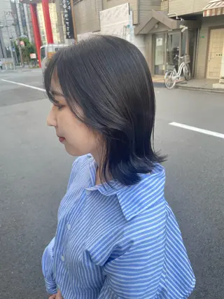 ミディアム 吉野 琴音のヘアスタイル