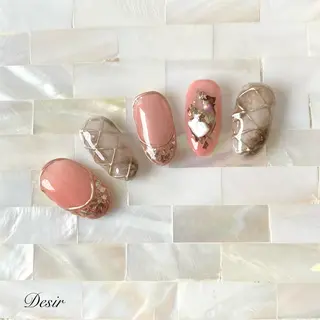 ネイル 伊藤 美智子のネイルデザイン