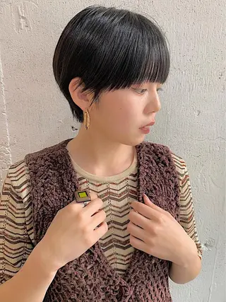 ショート カラー Fuuu《フゥ》所属・シノザキ シンゴのヘアスタイル