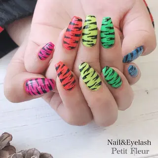 ネイル Petit Fleur所属・青柳 亜梨奈のマツエク・マツパデザイン