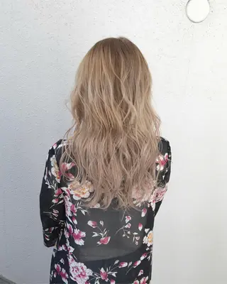 ロング カラー インナーカラー/天神 ブリーチ/吉田のヘアスタイル